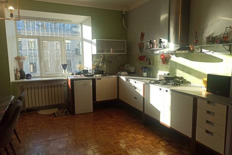 2-комнатная квартира в Санкт-Петербурге, Захарьевская ул., 27