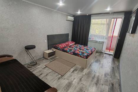 Однокомнатная квартира в аренду посуточно в Астрахани по адресу Студенческая ул., 4