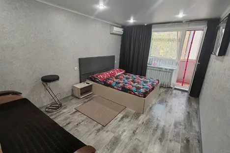 1-комнатная квартира в Астрахани, Студенческая ул., 4