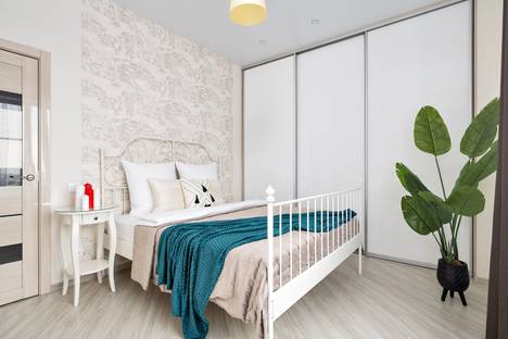 Двухкомнатная квартира в аренду посуточно в Новосибирске по адресу ул. Сакко и Ванцетти, 77