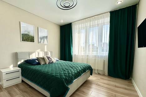 Двухкомнатная квартира в аренду посуточно в Тюмени по адресу Новгородская ул., 14