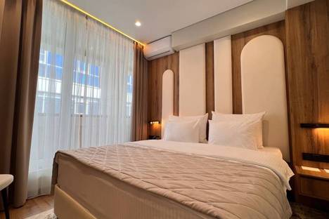 2-комнатная квартира в Сочи, мкр. Светлана, Учительская ул., 3