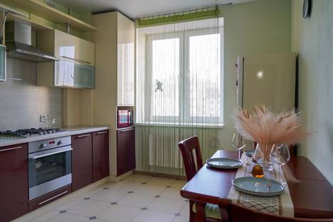 2-комнатная квартира в Калининграде, ул. Аксакова, 129