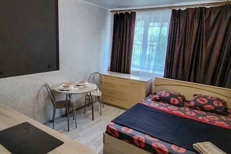 1-комнатная квартира в Энгельсе, ул. Менделеева, 1