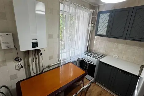 2-комнатная квартира в Шахтёрске, ул. Крупской, 34