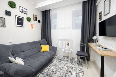 Однокомнатная квартира в аренду посуточно в Москве по адресу Оружейный пер., 13с2