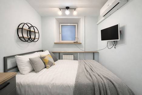 Однокомнатная квартира в аренду посуточно в Москве по адресу Оружейный пер., 13с2