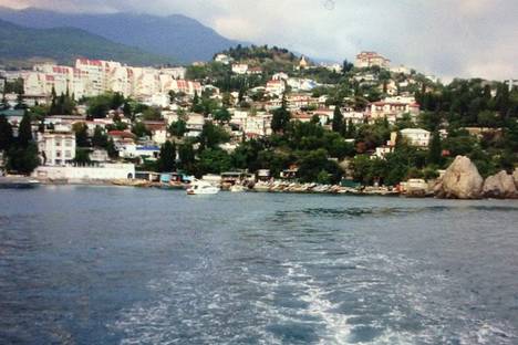 Двухкомнатная квартира в аренду посуточно в Гурзуфе по адресу ул. Подвойского, 9