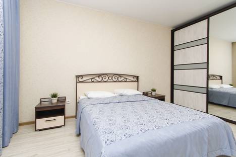 Однокомнатная квартира в аренду посуточно в Тюмени по адресу Мельничная ул., 83к4