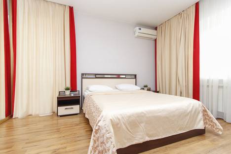 Однокомнатная квартира в аренду посуточно в Тюмени по адресу Мельничная ул., 83к4