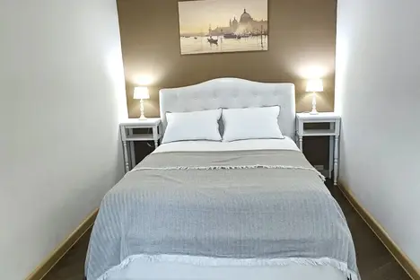 2-комнатная квартира в Екатеринбурге, ул. Карла Либкнехта, 16