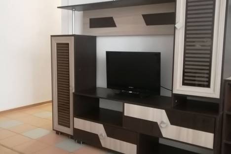 2-комнатная квартира в Волжском, пр-кт им. Ленина, 80