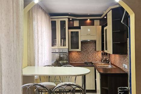 3-комнатная квартира в Донецке, Донецк, ул. Марии Ульяновой, 58