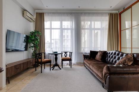 3-комнатная квартира в Москве, ул. Серафимовича, 2