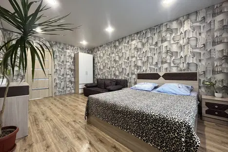 3-комнатная квартира в Саратове, ул. им. А.В. Плякина, 13