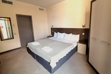 2-комнатная квартира в Астрахани, Астрахань, ул. Адмирала Нахимова, 60В