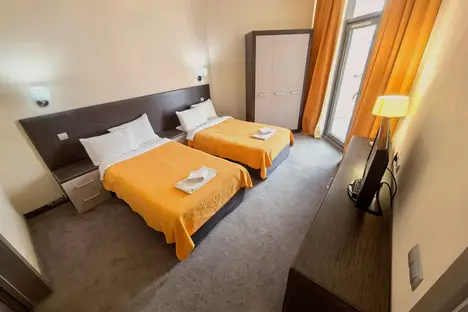 2-комнатная квартира в Астрахани, Астрахань, ул. Адмирала Нахимова, 60В