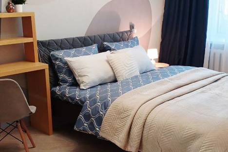 2-комнатная квартира в Екатеринбурге, ул. Мамина-Сибиряка, 137