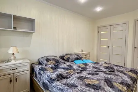 2-комнатная квартира в Курске, ул. 50 лет Октября, 145