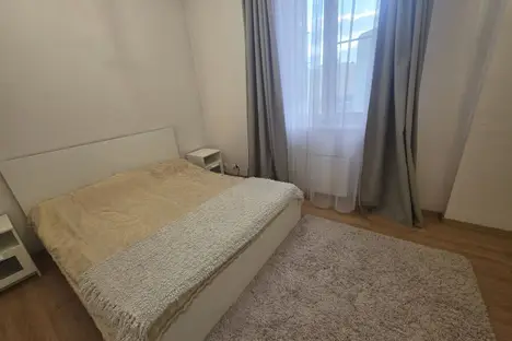 3-комнатная квартира в Москве, Мичуринский пр-кт, 80, м. Озёрная