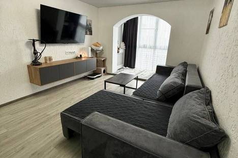 2-комнатная квартира в Краснодоне, Краснодон, Лесной кв-л, 2