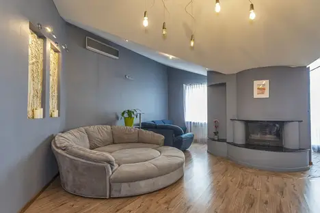 3-комнатная квартира во Владивостоке, ул. Анисимова, 9