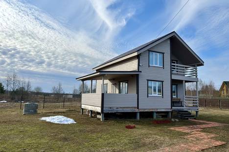 Дом в поселке Луговое, пос. Луговое, Сиреневая ул., 2358