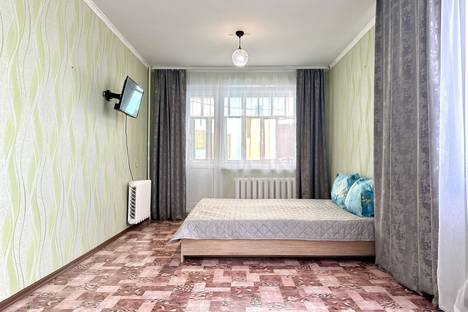 3-комнатная квартира в Тобольске, Тобольск, 6-й мкр., 37