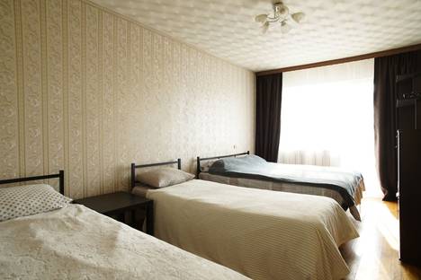 3-комнатная квартира в Калуге, ул. Дзержинского, 71