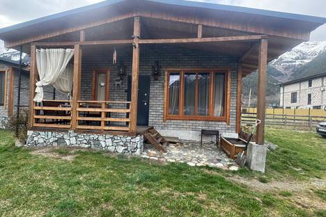 Дом в Архызе, ул. Алиева, 18Д