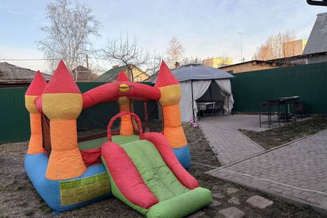 Дом в Екатеринбурге, жилой р-н  Вторчермет, Херсонский пер., 38