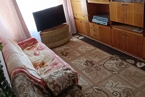 3-комнатная квартира в Лутугино, Лутугино, пер. Отчизны