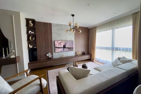 3-комнатная квартира в Аланье, махалле Кызлар Пынары, ул. Огретменеви, 2