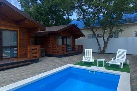 Дом в станице Благовещенской, ст-ца Благовещенская, ул. Лобача, 16А