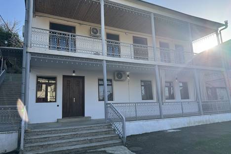 Дом в Сухуме, 6-й туп. Братьев Зантария