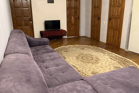 Двухкомнатная квартира в аренду посуточно в Минске по адресу Обойная ул., 4к2