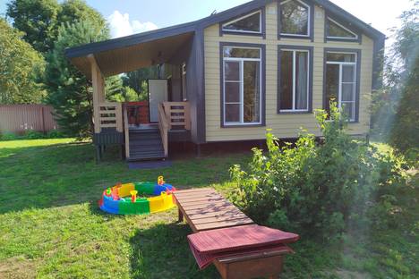 Дом в Тверской области, Тверская область, Калязинский муниципальный округ, с. Нерль, Ситьковская ул., 35А