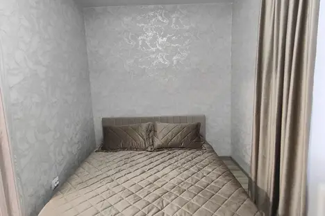 2-комнатная квартира в Таганроге, Таганрог, Транспортная ул., 13А