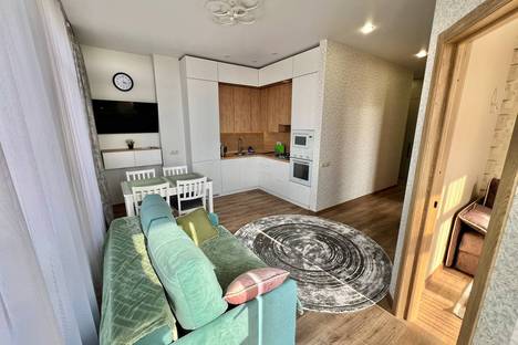 2-комнатная квартира в Адлере, Адлер, Изумрудная ул., 38
