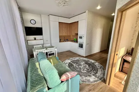 2-комнатная квартира в Адлере, Адлер, Изумрудная ул., 38