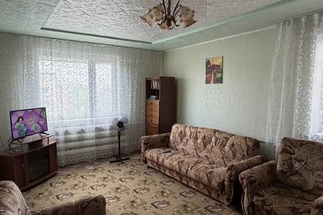 3-комнатная квартира в Яровом, кв-л А, 12