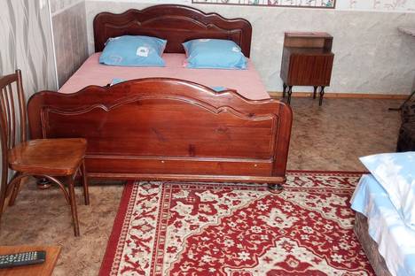 4-комнатная квартира в Яровом, Крымская ул., 46
