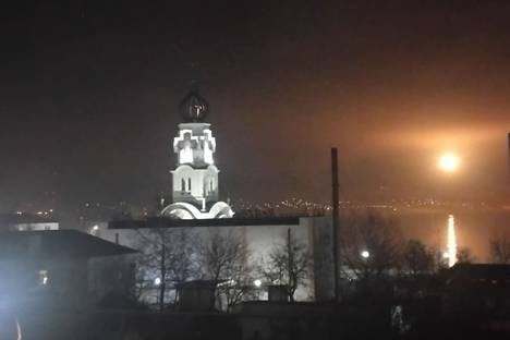 3-комнатная квартира в Новороссийске, Новороссийск, Суворовская ул., 19