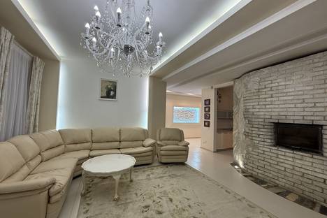 4-комнатная квартира в Калининграде, ул. Каштановая ал., 3А