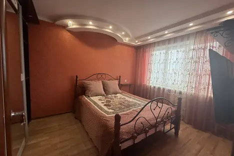 3-комнатная квартира в Курчатове, Курчатов, ул. Строителей, 3