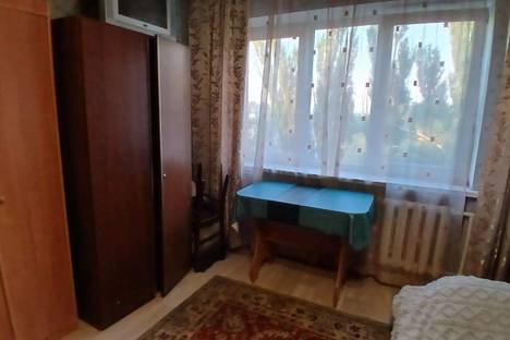 Комната в аренду посуточно в Донецке по адресу ул. Политбойцов, 1