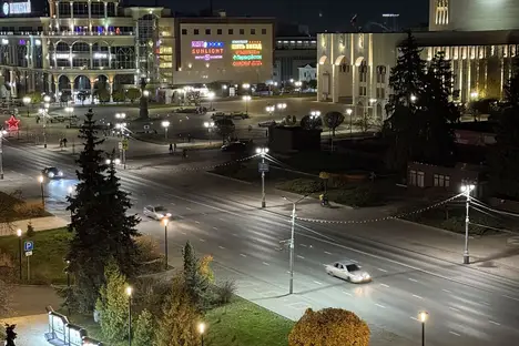 2-комнатная квартира в Курске, ул. Ленина, 53