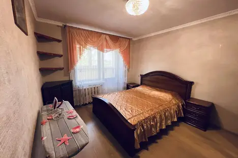 3-комнатная квартира в Каменске-Шахтинском, Красная ул., 56