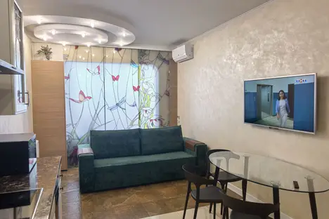 2-комнатная квартира в Адлере, Демократическая ул., 43