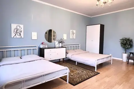 3-комнатная квартира в Новосибирске, Красный пр-кт, 30, м. Площадь Ленина